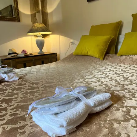 Affittacamere Il Palazzo Del Borgo - *