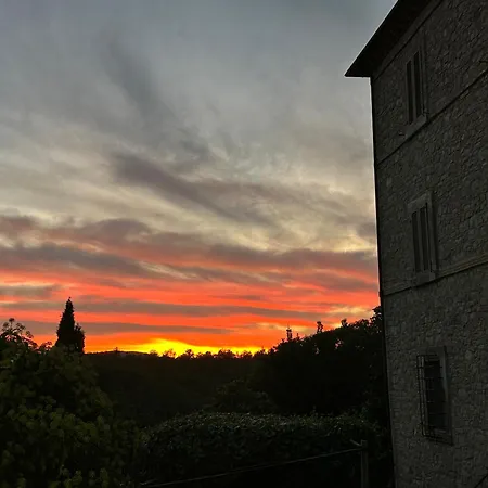 Il Palazzo Del Borgo - *