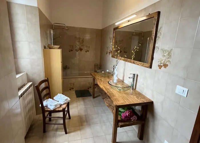 Il Palazzo Del Borgo - * Todi