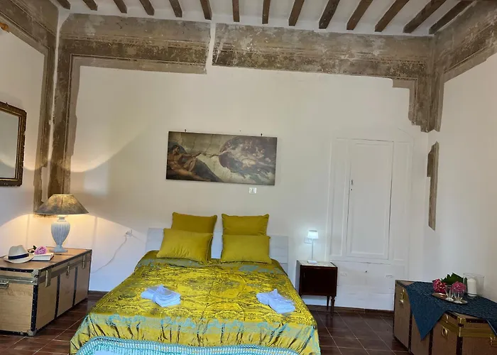 Il Palazzo Del Borgo - *